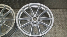 Laden Sie das Bild in den Galerie-Viewer, 4x Alufelge 17 Zoll 7.5" 5x112 27ET Glanz Silber 6868217 BMW 5 G30 G32 G11 FEL5069586299vu