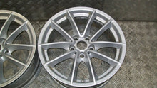 Laden Sie das Bild in den Galerie-Viewer, 4x Alufelge 17 Zoll 7.5" 5x112 27ET Glanz Silber 6868217 BMW 5 G30 G32 G11 FEL5069586299vu