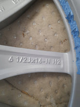 Load image into Gallery viewer, 4x Alufelge 16 Zoll 6.5" 5x112 22ET Glanz Silber 6876921 BMW Rim Wheel FEL4455649796xk