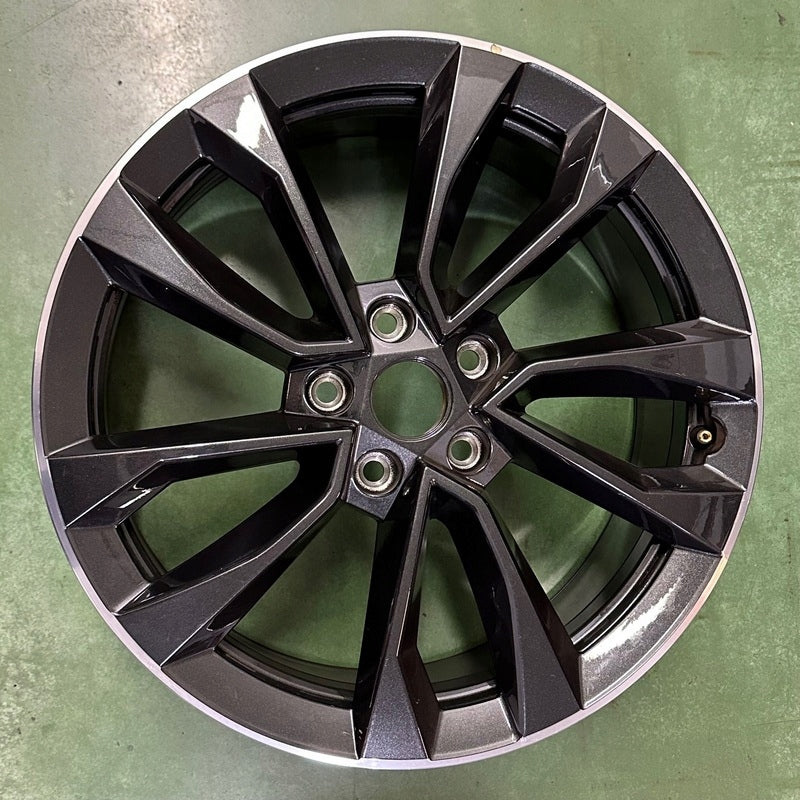 1x Alufelge 19 Zoll 7.0" 5x112 45ET Glanz Graphit 57A601025AS Mg Karoq Rim Wheel FEL1115014324xq