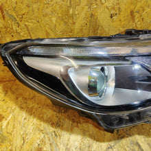 Laden Sie das Bild in den Galerie-Viewer, Frontscheinwerfer Peugeot 2008 I 90167009 Rechts Scheinwerfer Headlight SCH9653007531ra