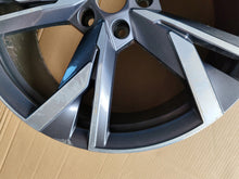 Laden Sie das Bild in den Galerie-Viewer, 1x Alufelge 20 Zoll 8.0" 5x112 45ET Glanz Schwarz 5LA601025D Skoda Enyaq FEL4147432848vb