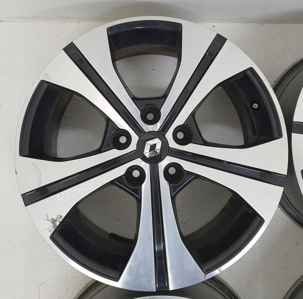 4x Alufelge 17 Zoll 7.0" 5x114.3 49ET 403007582R Renault Megane III 1 Rim Wheel FEL9556505376vc