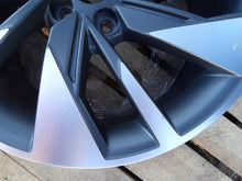 Laden Sie das Bild in den Galerie-Viewer, 1x Alufelge 18 Zoll 8.0" 5x112 8Y0601025BB Audi A3 Rim Wheel FEL4742789014oq