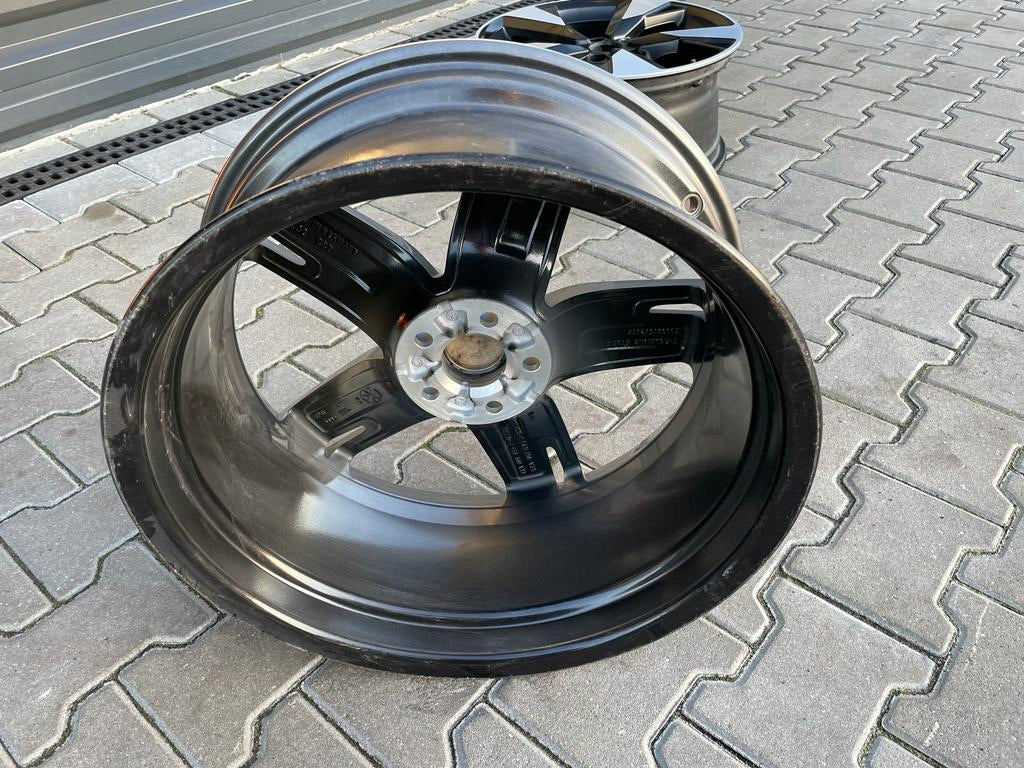 1x Alufelge 18 Zoll 7.5" 5x100 37ET 8XA601025F Audi A1 Rim Wheel FEL3694620028sw