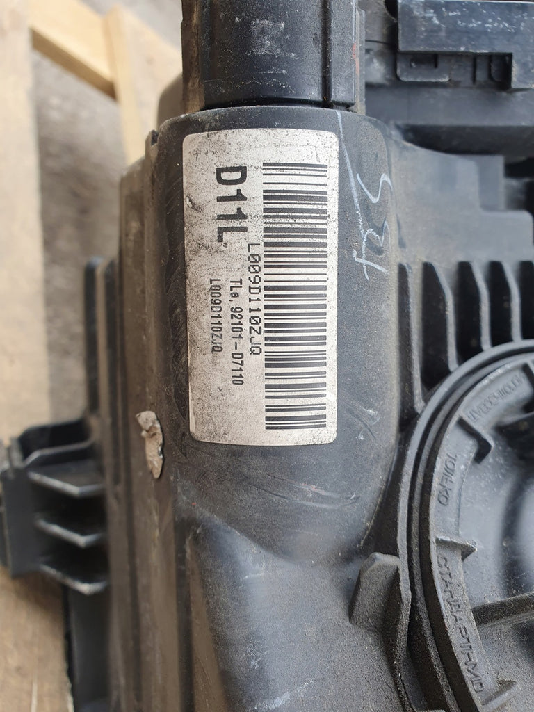 Frontscheinwerfer Hyundai Tucson 92101-D7110 Ein Stück (Rechts oder Links)