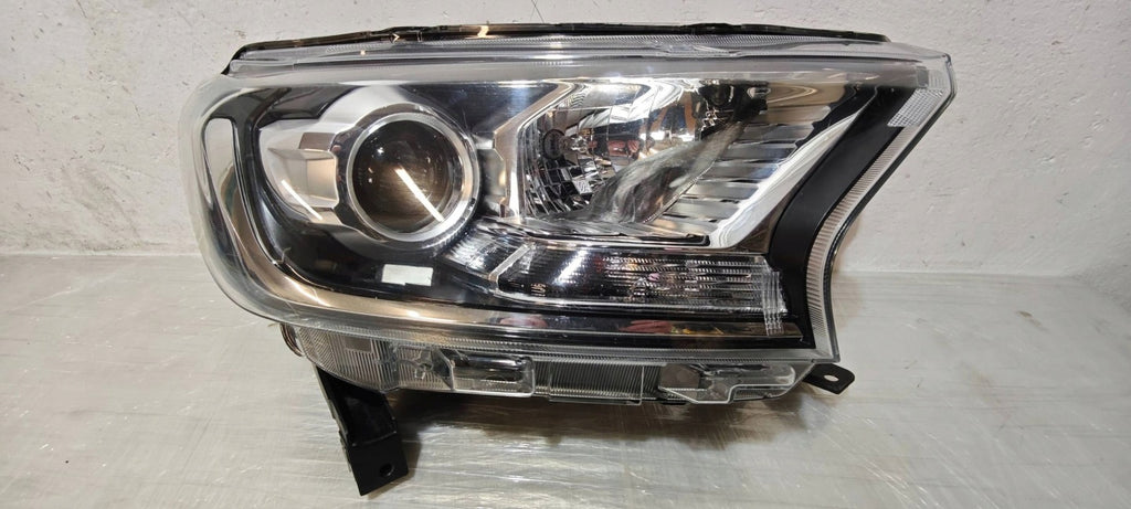 Frontscheinwerfer Ford Ranger JB3B13D15475J Xenon Rechts Scheinwerfer Headlight SCH3321365793nu