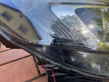 Laden Sie das Bild in den Galerie-Viewer, Frontscheinwerfer Opel Zafira C Rechts Scheinwerfer Headlight