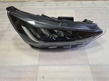 Laden Sie das Bild in den Galerie-Viewer, Frontscheinwerfer Ford Focus NX7B13E014CD FALSE Scheinwerfer Headlight SCH7717369113pf