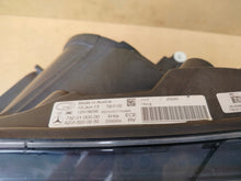 Laden Sie das Bild in den Galerie-Viewer, Frontscheinwerfer Mercedes-Benz W204 A2048200939 Links Scheinwerfer Headlight SCH5490483039tk