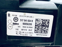 Load image into Gallery viewer, Frontscheinwerfer VW Golf Sportsvan 517941034B 517941033B Ein Satz Headlight SCH9900765163cl