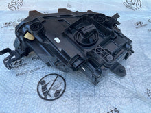 Load image into Gallery viewer, Frontscheinwerfer VW T Roc 90138911 Links Scheinwerfer Headlight