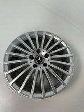 Load image into Gallery viewer, 1x Alufelge 17 Zoll A1564011800 Mercedes-Benz Gla Rim Wheel FEL4816457296rv