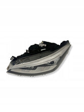 Laden Sie das Bild in den Galerie-Viewer, Frontscheinwerfer BMW 1 F21 F20 722967909 Links Scheinwerfer Headlight SCH4591759413km