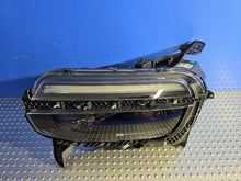Laden Sie das Bild in den Galerie-Viewer, Frontscheinwerfer Jeep 522187210 Full LED Links Scheinwerfer Headlight SCH3217932729jm
