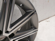 Laden Sie das Bild in den Galerie-Viewer, 1x Alufelge 17 Zoll 7.5" 5x112 42ET A1724011402 Mercedes-Benz Slc Slk Rim Wheel FEL6508491393cz