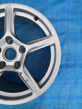 Laden Sie das Bild in den Galerie-Viewer, 1x Alufelge 18 Zoll 8.0" 5x130 57ET Porsche Cayman Boxster 981 Rim Wheel FEL3800862426le