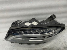 Laden Sie das Bild in den Galerie-Viewer, Frontscheinwerfer Mercedes-Benz Gla A1569062300 Xenon Links Headlight SCH8560796319oz