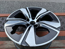 Laden Sie das Bild in den Galerie-Viewer, 1x Alufelge 17 Zoll 7.5&quot; 5x112 30ET Glanz Schwarz 6896764 BMW 4 G26 Rim Wheel