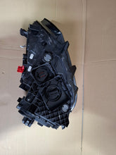 Laden Sie das Bild in den Galerie-Viewer, Frontscheinwerfer VW Passat B8 3G1941081F LED Links Scheinwerfer Headlight SCH3082042572gy
