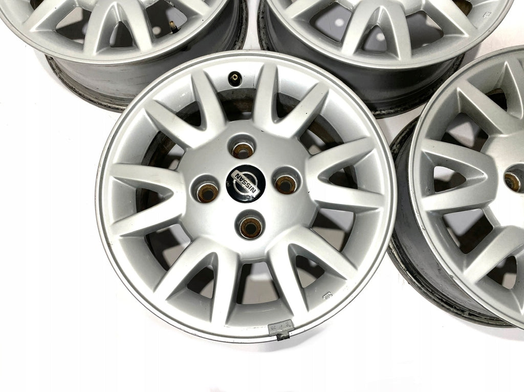 4x Alufelge 15 Zoll 6.0" 4x114.3 45ET Glanz Silber Nissan Primera P11 Almera