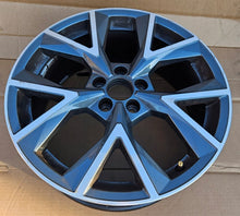 Laden Sie das Bild in den Galerie-Viewer, 1x Alufelge 17 Zoll 7.0" 5x100 43ET Glanz Graphit 82A601025AA Audi A1 Mg FEL5247959955yv