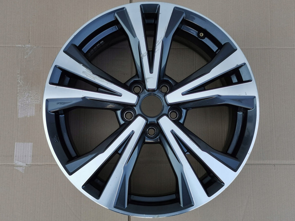 1x Alufelge 18 Zoll 7.0" 5x114.3 40ET Nissan X-Trail Qashqai II J11 Rim Wheel