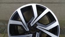 Laden Sie das Bild in den Galerie-Viewer, 1x Alufelge 18 Zoll 7.5&quot; 5x100 51ET 2G0601025AC VW Polo Rim Wheel
