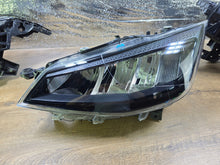 Laden Sie das Bild in den Galerie-Viewer, Frontscheinwerfer Seat Ibiza I V 6F1941005E LED Ein Stück (Rechts oder Links)