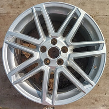 Load image into Gallery viewer, 1x Alufelge 18 Zoll 8.0&quot; 5x112 39ET 4G0601025CA Audi A6 C7 Rim Wheel