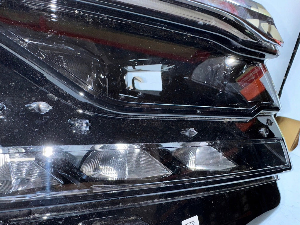 Frontscheinwerfer VW Touareg Cr7 761941082 LED Rechts Scheinwerfer Headlight SCH1801753016sq