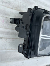 Laden Sie das Bild in den Galerie-Viewer, Frontscheinwerfer Mitsubishi Eclipse Cross 26010WB10P Rechts Headlight