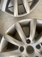 Load image into Gallery viewer, 4x Alufelge 19 Zoll 8.5" 5x130 59ET Glanz Silber 7P6601025 VW Touareg 7p6 FEL6584351896wb