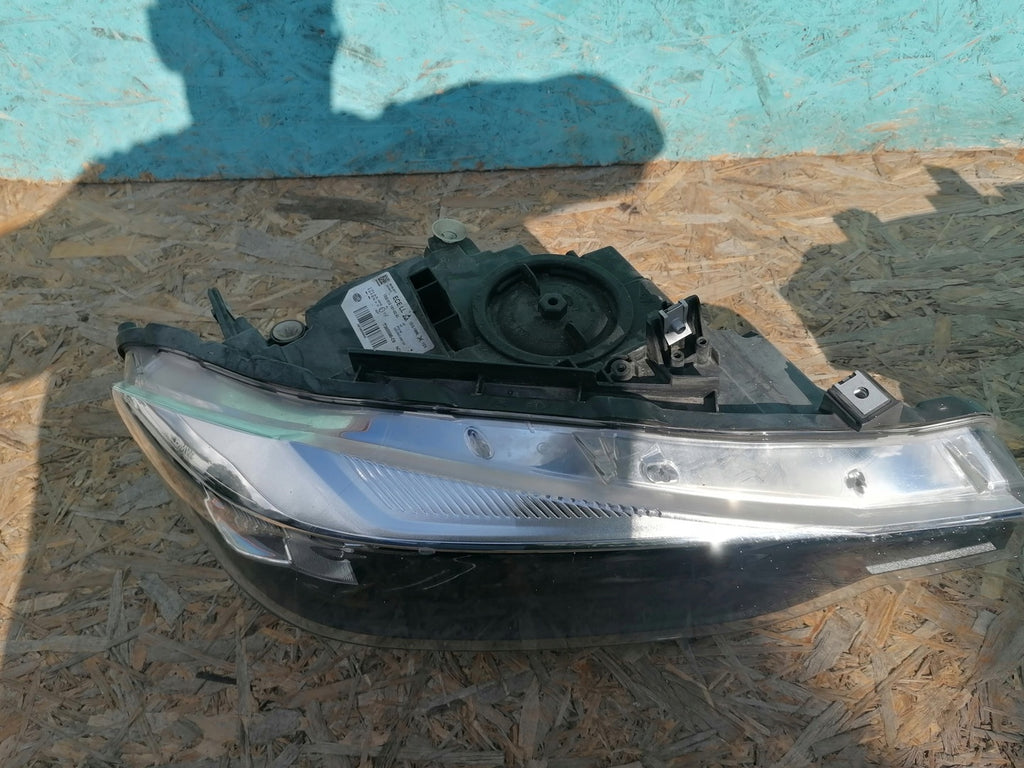 Frontscheinwerfer BMW F30 7365596 7365595 Ein Stück (Rechts oder Links)