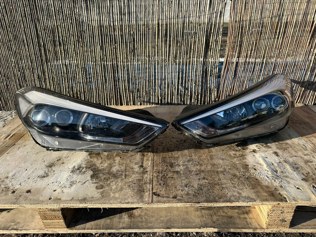 Frontscheinwerfer Hyundai Tucson 92102-D7201 Ein Stück (Rechts oder Links) SCH7426146023hs