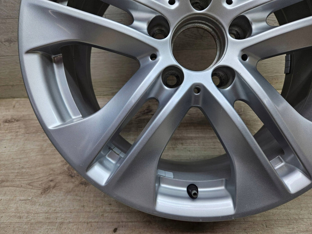 1x Alufelge 17 Zoll 5x112 A2074010602 Mercedes-Benz C207 Rim Wheel FEL2140961415je