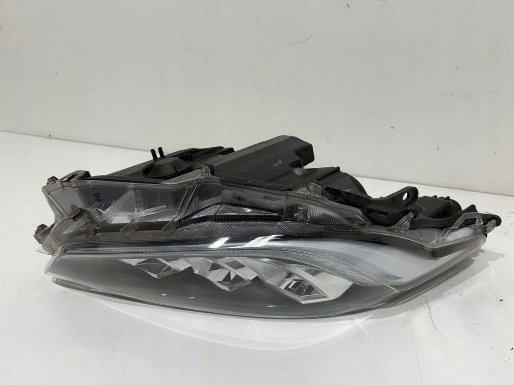 Frontscheinwerfer Toyota IV Yaris K0-8EU Rechts Scheinwerfer Headlight SCH4060322066bx