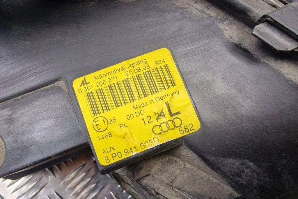 Frontscheinwerfer Audi A3 Sportback 8P0941003D Xenon Rechts oder Links