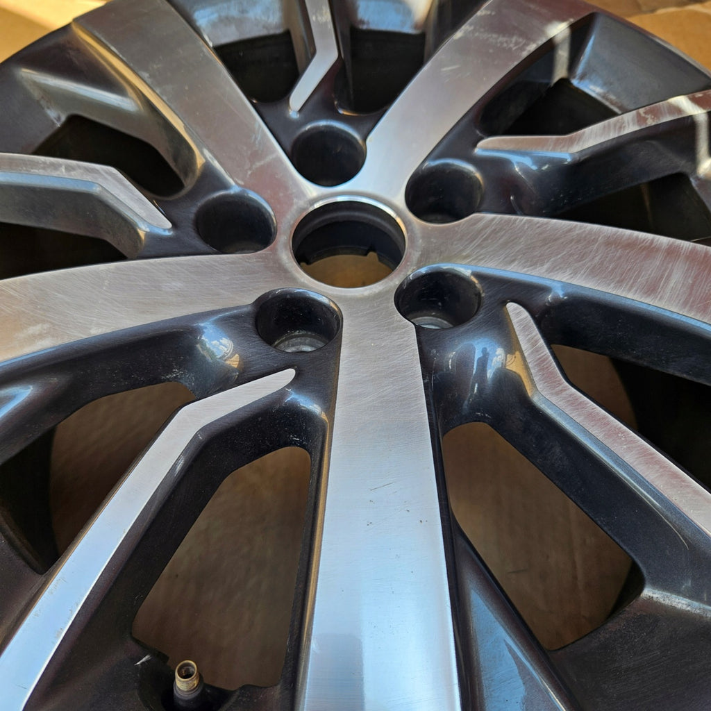 1x Alufelge 17 Zoll 7.0" 5x114.3 46ET 9806454377 Toyota Proace Verso Rim Wheel FEL2836550515xb