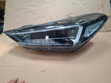 Laden Sie das Bild in den Galerie-Viewer, Frontscheinwerfer Hyundai Tucson 92101D7700 Links Scheinwerfer Headlight SCH7246015337kc