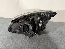 Laden Sie das Bild in den Galerie-Viewer, Frontscheinwerfer Mercedes-Benz W245 A1698208461 Xenon Rechts Headlight SCH2324653479ce