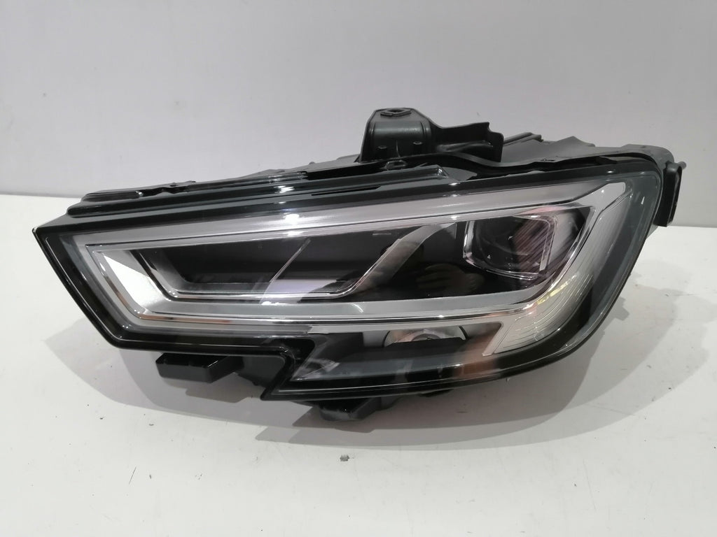 Frontscheinwerfer Audi A3 8V0941033C Links Scheinwerfer Headlight