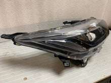 Laden Sie das Bild in den Galerie-Viewer, Frontscheinwerfer Mitsubishi Eclipse Cross I W3153 LED FALSE Headlight SCH1261493145su