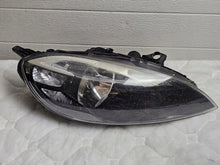 Laden Sie das Bild in den Galerie-Viewer, Frontscheinwerfer Volvo V40 31283327 Rechts Scheinwerfer Headlight SCH8543578000in