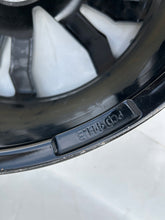 Laden Sie das Bild in den Galerie-Viewer, 1x Alufelge 20 Zoll 8.0&quot; 5x114.3 57ET 54024 Hyundai Rim Wheel