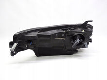 Laden Sie das Bild in den Galerie-Viewer, Frontscheinwerfer Volvo V60 II S60 III 32273022-JKB LED Rechts Headlight SCH8299543830xa