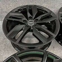 Laden Sie das Bild in den Galerie-Viewer, 4x Alufelge 18 Zoll 8.0" 5x112 39ET Glanz Silber 80A601025B Audi Q5 80 Rim Wheel FEL3472528543zz