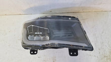 Laden Sie das Bild in den Galerie-Viewer, Frontscheinwerfer Man 81251016826 Full LED Rechts Scheinwerfer Headlight SCH6465054940vy