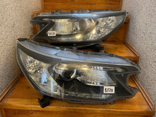 Laden Sie das Bild in den Galerie-Viewer, Frontscheinwerfer Honda Crv Cr-V IV Xenon Rechts Scheinwerfer Headlight