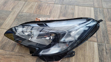 Load image into Gallery viewer, Frontscheinwerfer Opel Corsa E 13381335LH Links Scheinwerfer Headlight